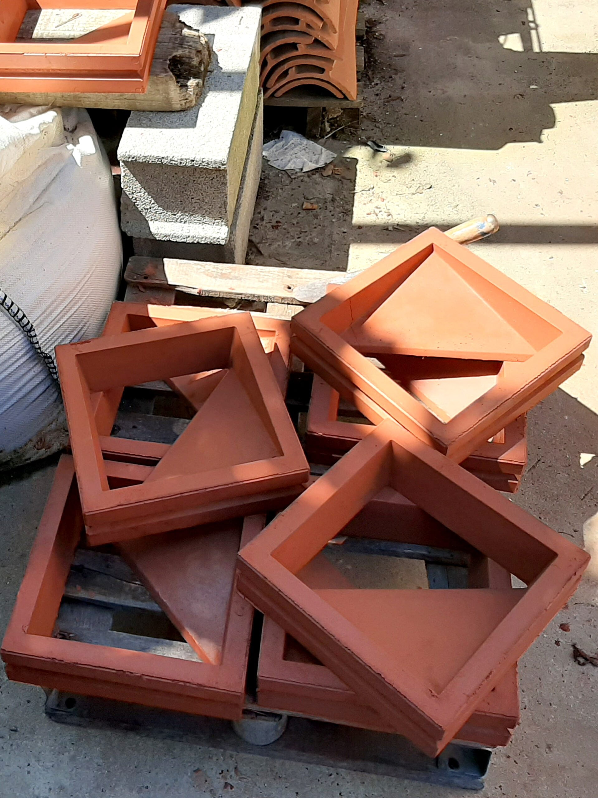 Fabrication et mise en oeuvre des modules